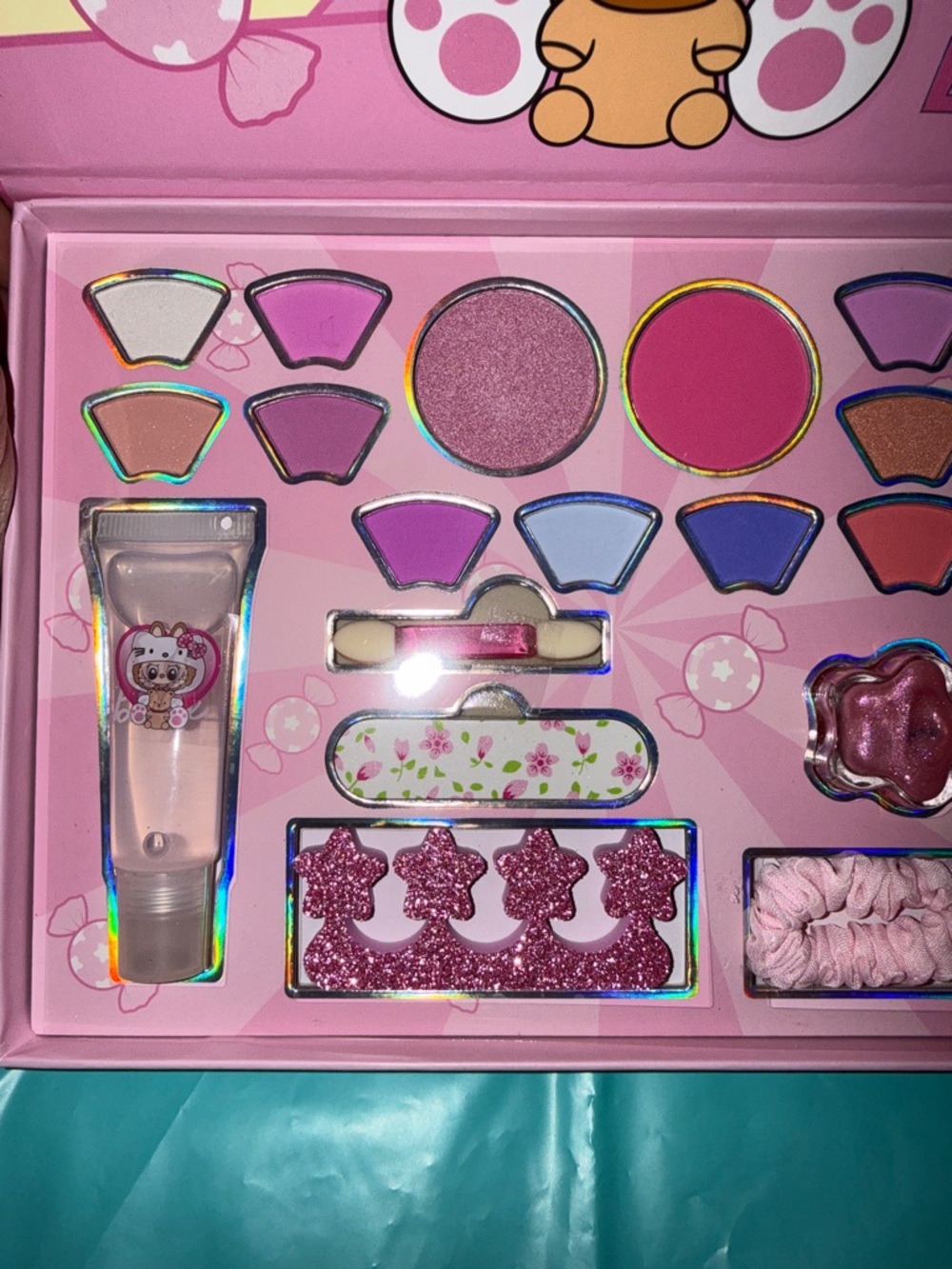 Pink Hello Kitty Labubu Style Makeup Palette - Picture 6 of 6
